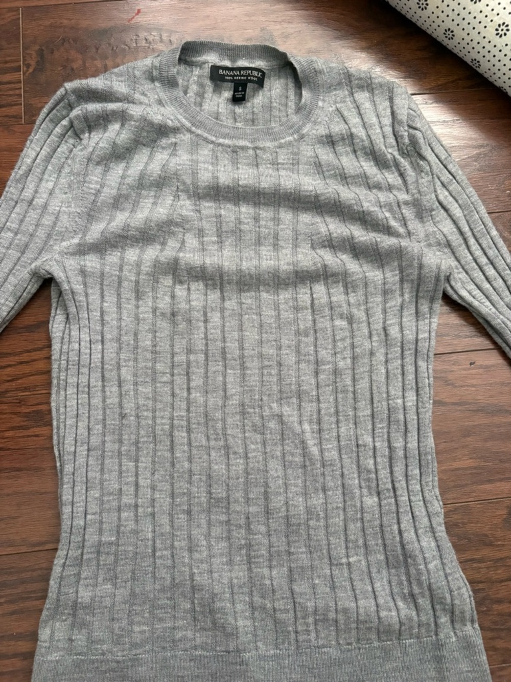 Banana Republic Light Gray Ribbed Crewneck Sweater